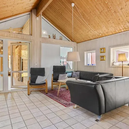 Beautiful In With Sauna